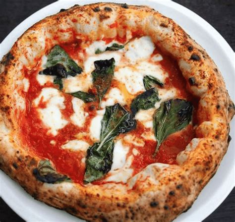 Traditional Margherita Pizza Recipe - Authentic Oven