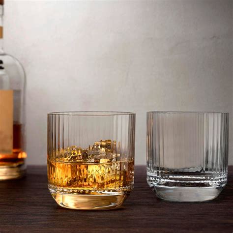 Un set de pahare NUDE BIG TOP ml bucăți cumpără în magazinele ALIR din Moldova