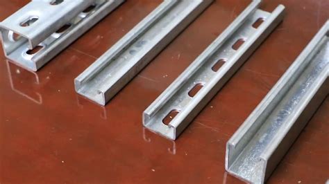 41x41mm Hot Dip Galvanized Ss316 Slotted Steel Unistrut C Channel View