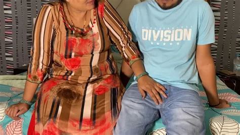 Dost Ki Maa Chod Di Hindi MILF MILF Porn Feat Freedeell XHamster