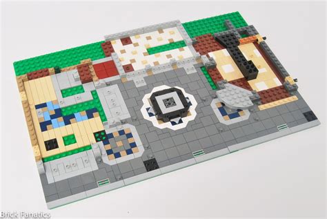 Lego Creator Expert 10255 Assembly Square Review