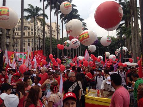 Veja Fotos Do Ato Contra O Golpe Em S O Paulo