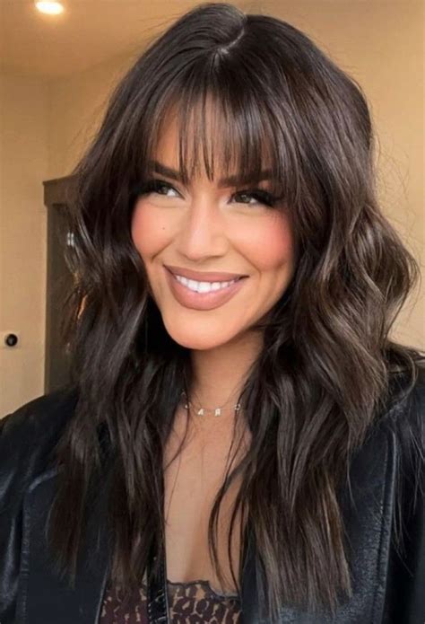 Pin By Yamila On Brown Hair Colors Bangs With Medium Hair Long Hair With Bangs Long Hair Styles