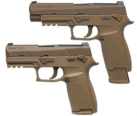 M17 w listopadzie - MILMAG - The Military Magazine - MILMAG - The ...