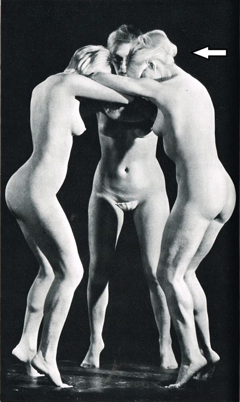 Naked Betty Mars Added 07 19 2016 By DragonRex