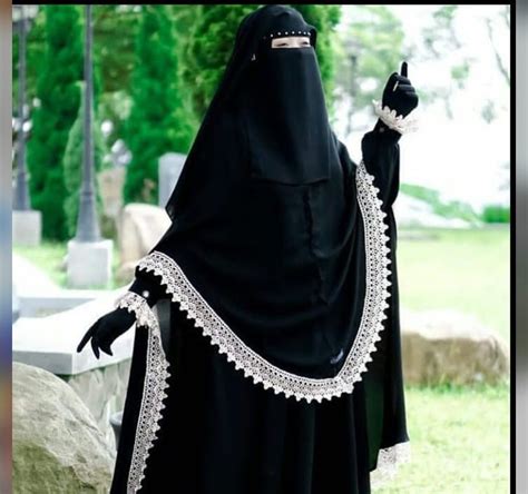 Pin By O K 123 On Niqab And Hijab منتقبات مؤمنات Modest Outfits