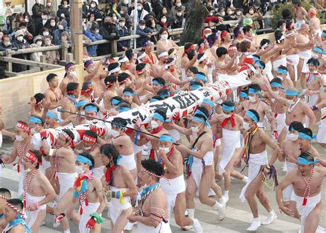 【独自】国府宮はだか祭、初の女性参加へ もみ合い前の「笹奉納」着衣okに：中日新聞web