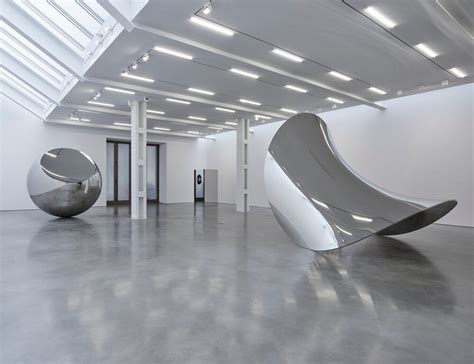 Anish Kapoor: Sculpture, Surface and the Sensorial | Raphy Sarkissian