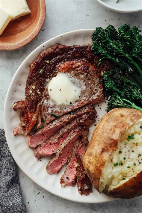 How To Cook Ribeye Steak Pan Seared Ribeye The Cookie Rookie