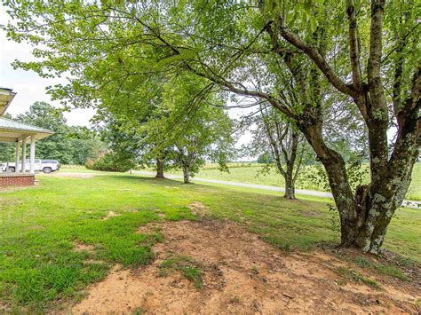 5248 Rayburn Creek Rd Collinwood TN 38450 MLS 10153601 Zillow