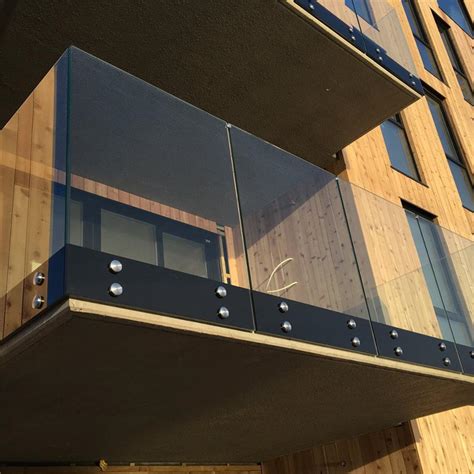 Glass Balcony Balustrades Stainless Steel Standoff Balcony Railing