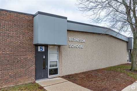 Bethesda Elementary School, Rankings & Reviews - Homes.com