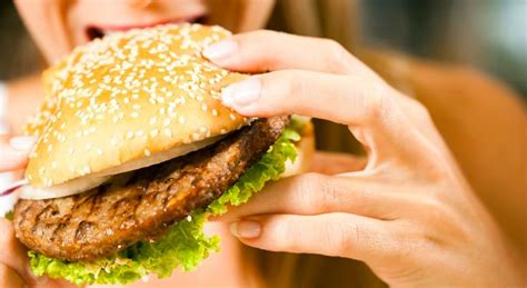 Eating Out: 5 Ways to eat healthy at restaurants 