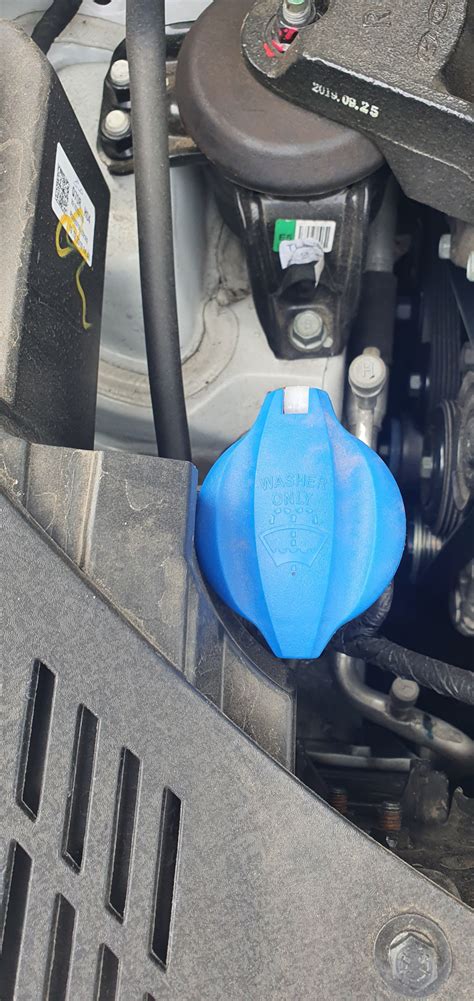 Крепление бачка омывателя — Hyundai Tucson (TL), 2 л, 2020 года | визит ...