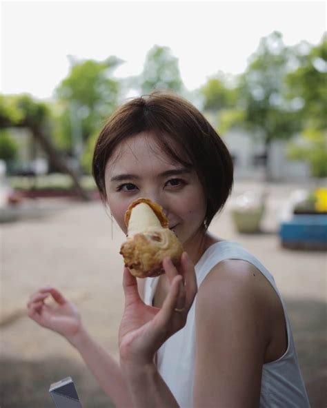 おのののかさんのインスタグラム写真 おのののかinstagram「＊ 🧁 ️ 二の腕ほぐし がんばってる跡が、、🤫」5月6日 21時