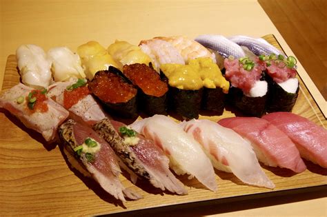 5 Tips On How to Eat Sushi in Japan | SENPAI JAPAN