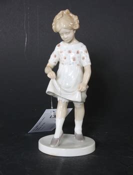 FIGURIN porslin Bing Gröndahl Proveniens Git Gay Bukowskis