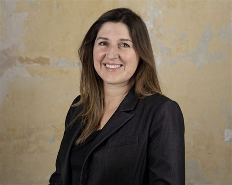 Helen Avery - Longview Networks