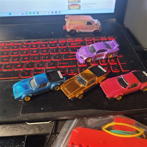 DE Tomaso Pantera Gruppo Hot Wheels Customs Mattel Creations