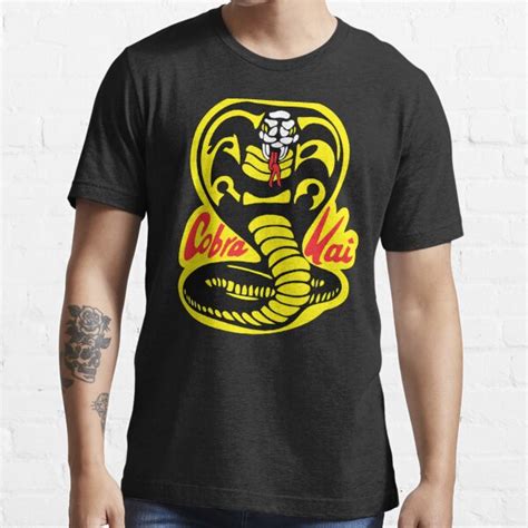 Cobra Kai T Shirt Von Emmagwalker Redbubble