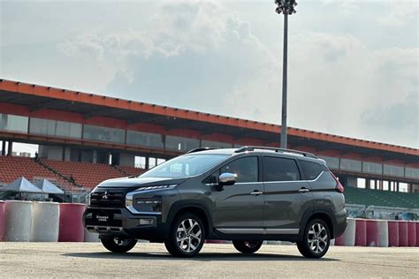 Thông số kỹ thuật xe Mitsubishi Xpander Cross 2023 mới ra mắt Việt Nam