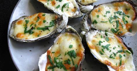 Baked Oysters with White Sauce Recipe by Hiroko Liston - Cookpad