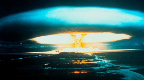 how do nukes work 5