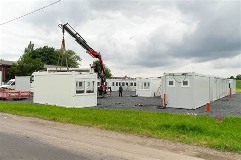 F R Gefl Chtete Neue Container Unterkunft Am Lanneshof In K Nzell Im