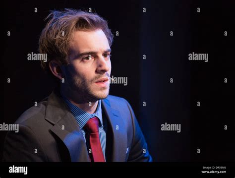 LIFT, new musical featuring young British actors at the Soho Theatre, London Stock Photo - Alamy