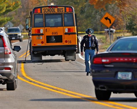 School bus stop rules: Here's what drivers should know