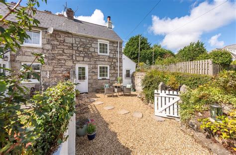 755 Holiday Cottages in Cornwall