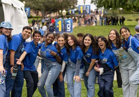 Cracking The Code Why Aren T More Women Majoring In Computer Science Ucla