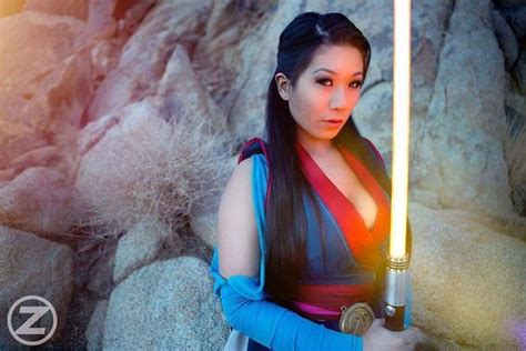 Rian Synnth As Mulan Posing As A Jedi Cosplay By Riansynnth