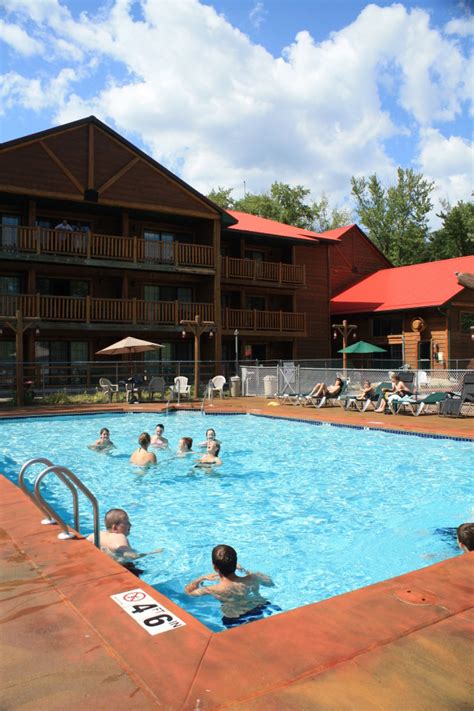 Outdoor Pool At Meadowbrook Resort And In Wisconsin