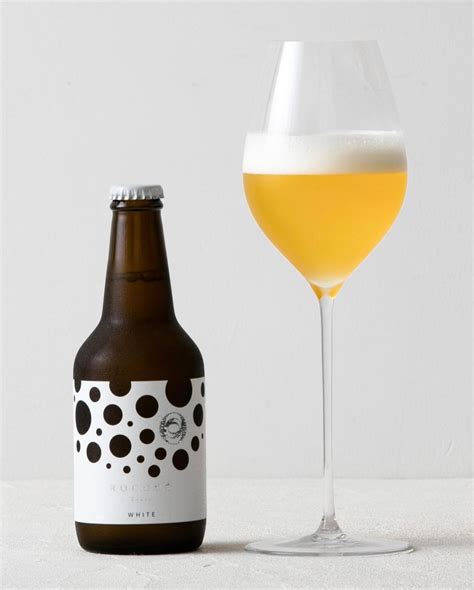 Fried Chicken Caviar Burger By Michelin Star Chef At Naked Finns Th Anniversary Bash