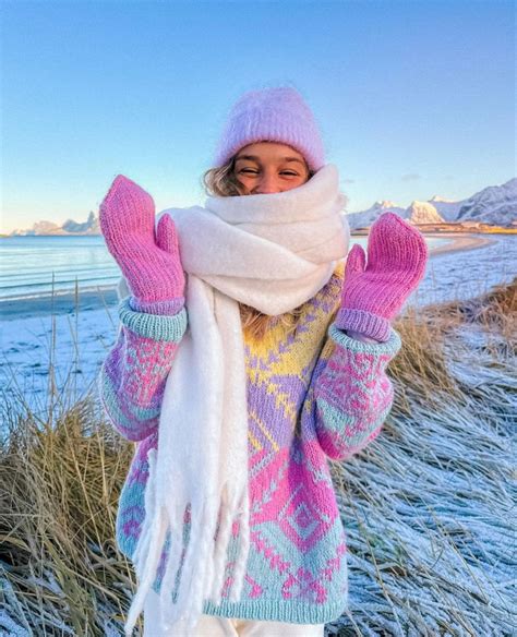 Pin By Lunanai On Beauty In 2024 Winter Fashion Outfits Colourful