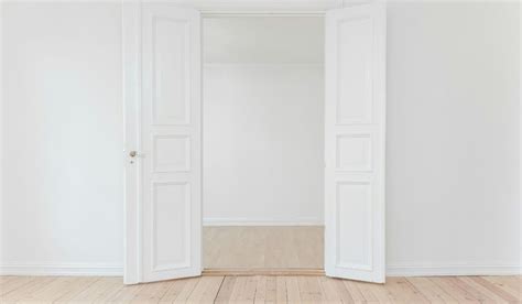 Things To Keep In Mind When Determining Door Swing