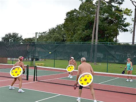 Nude Pickleball Is Popular How Where To Play Naked