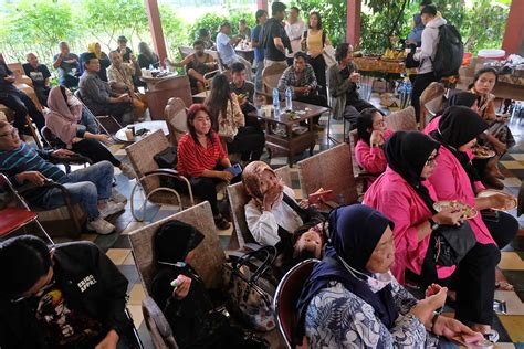 Berita Magelang Foto Pameran Seni Rupa Indonesia Filipina Di Borobudur