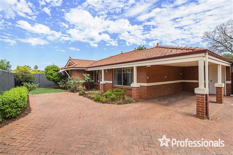 3 29 Berry Court Bassendean WA 6054 Domain