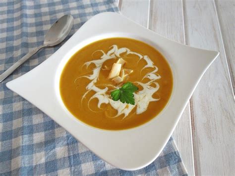 Möhren Ingwer Suppe mit Kokosmilch von CharlotteHolmes Chefkoch