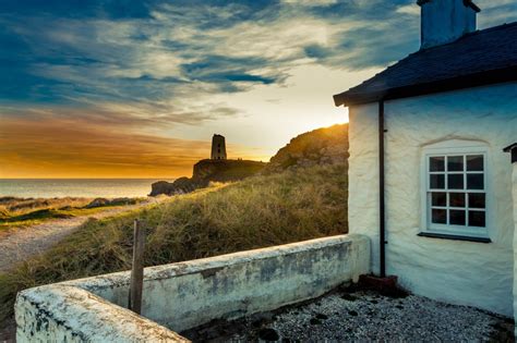 Ynys Llanddwyn: the island of mystery, legends and love - Unusual Places