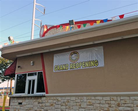 Big Mama's re-opening draws huge crowds - Lake Highlands