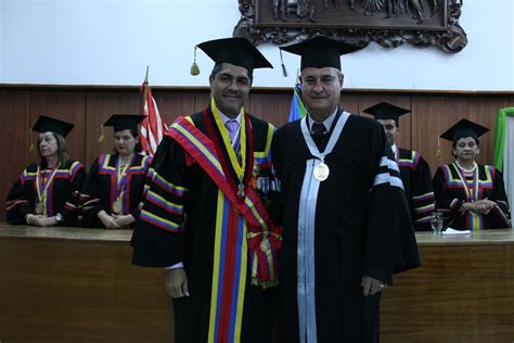 Rector De La Universidad Yacamb Recibe Medalla Institucional Por Su