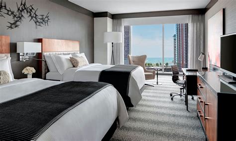 Loews Chicago Hotel, Chicago - HotelTonight