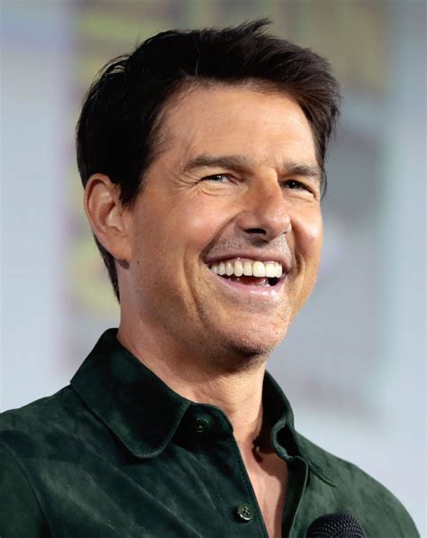 Tom Cruise: La Trayectoria de un Ícono del Cine — TheaterEars