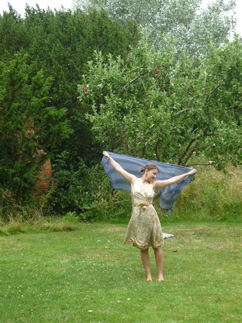 Charleston — Life Drawing in the Orchard with Silvia MacRae Brown