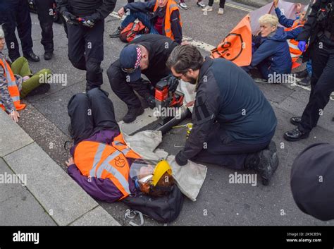 London Uk Th Oct Police Officers Remove A Metal Pipe