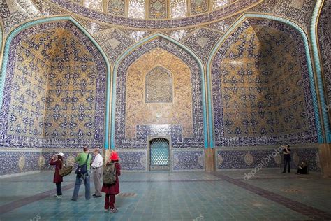 Isfahan – Stock Editorial Photo © ajlber #52826035