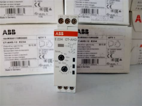 1PCS ABB CT AHD 12 E234 1SVR500110R0000 Time Relay 0 05s 100h In Box